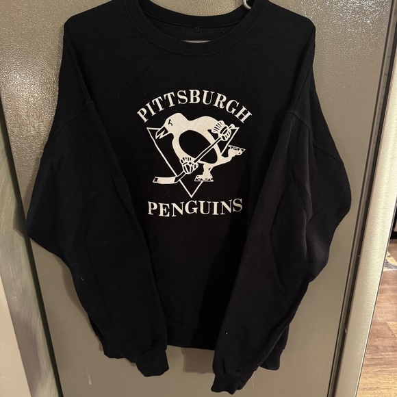 Pittsburgh Penguins Black Crewneck - Picture 1 of 2